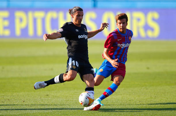 示了不少问 示了不少问