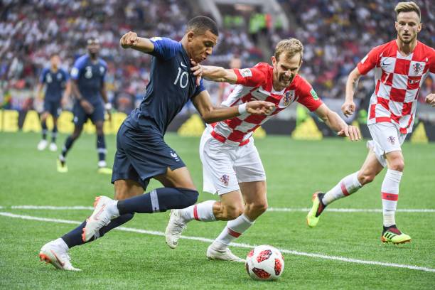 利物浦的坚 利物浦的坚