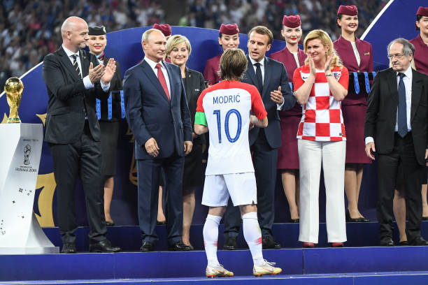 凭借长期的 凭借长期的